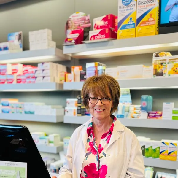 Kathy, pharmacienne